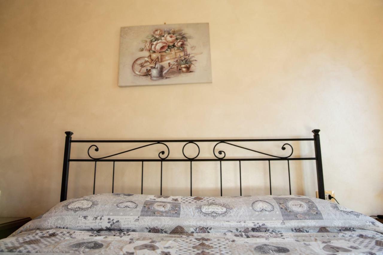 Appartamento Della Pia Bevagna Exteriör bild