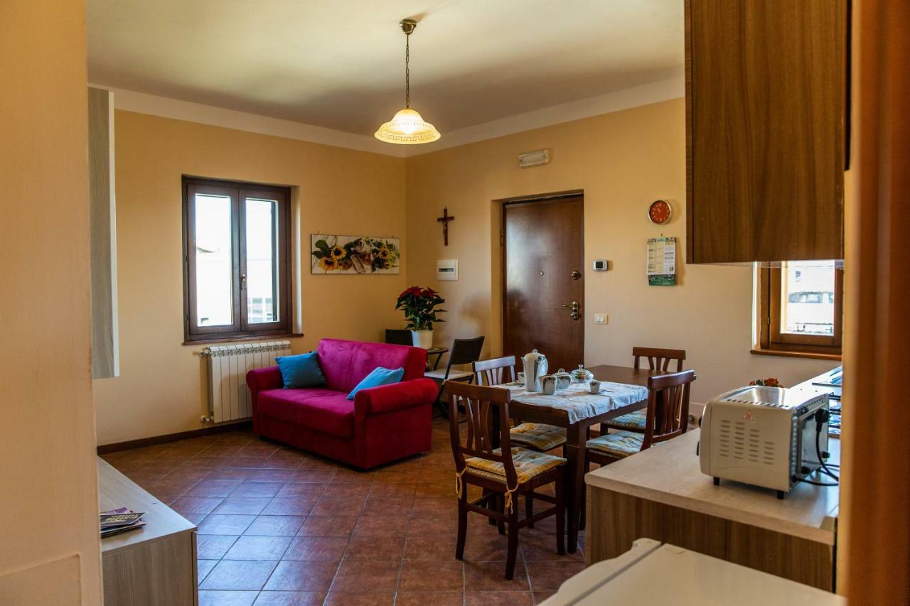 Appartamento Della Pia Bevagna Exteriör bild