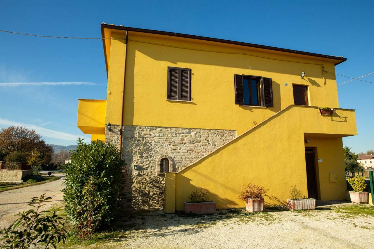 Appartamento Della Pia Bevagna Exteriör bild