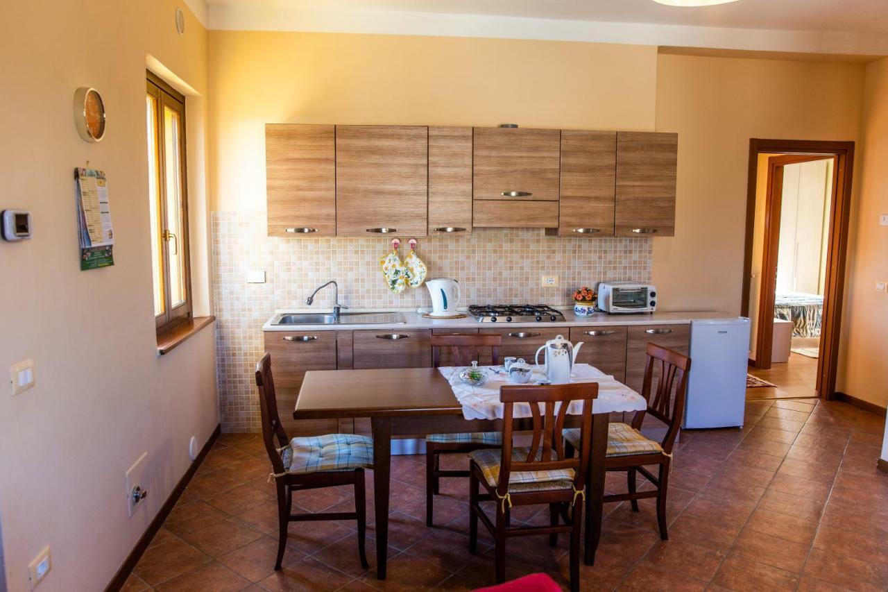 Appartamento Della Pia Bevagna Exteriör bild